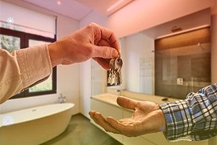 两只股票被社保基金连续持有超过8个季度